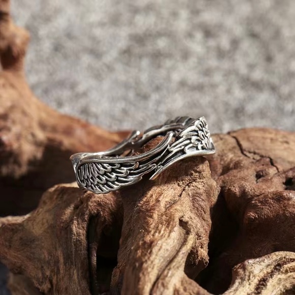 🎉 HP 🎉 Lovely Angel Wing Feather Ring - Picture 6 of 6